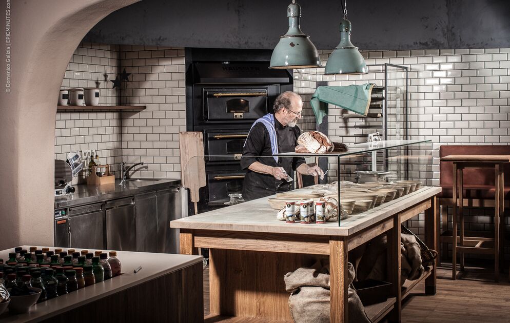 Cafe Kostner