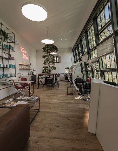 Haar Mona Aistersheim