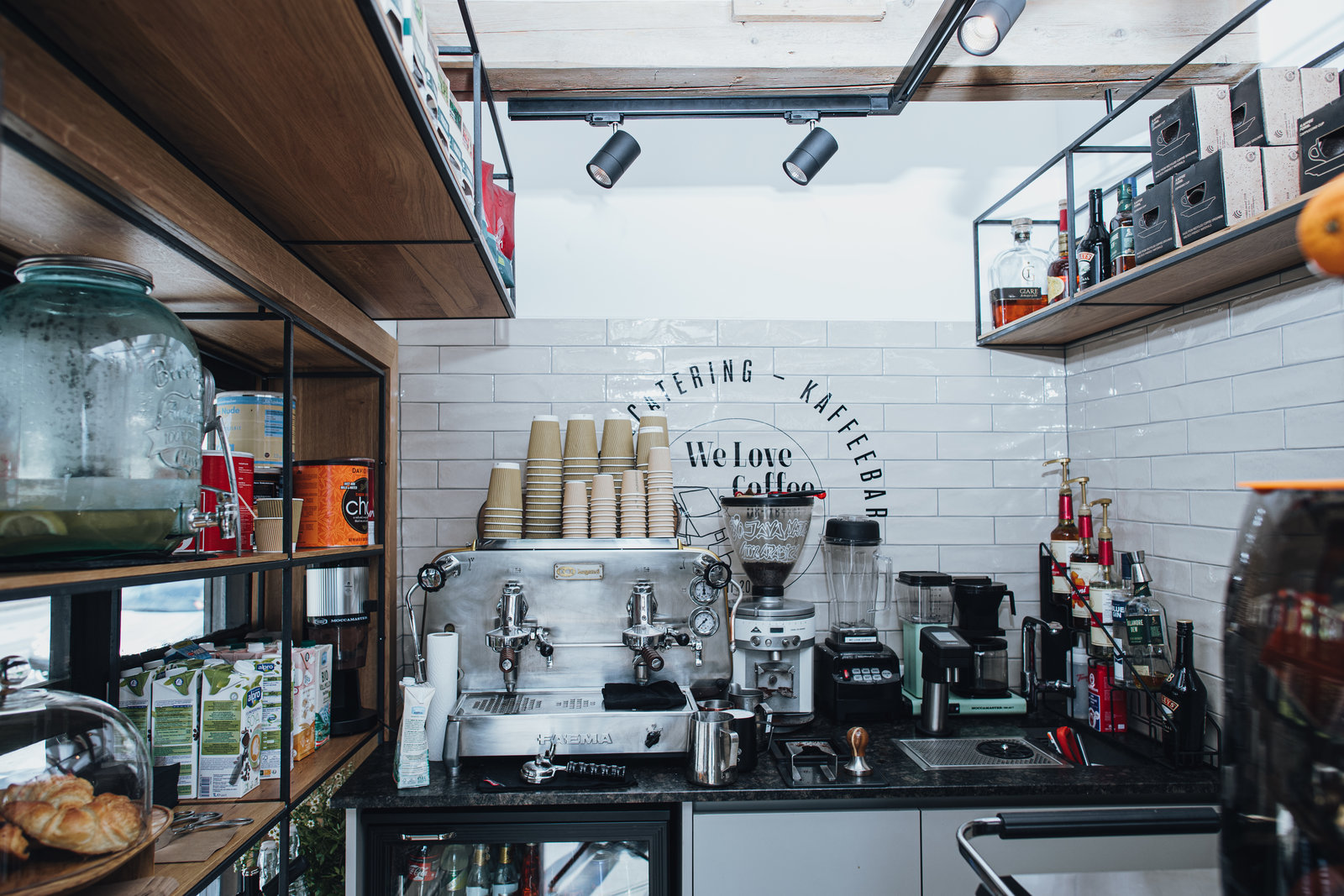 we love coffee / Salzburg / SHOP CAFE / Eröffnung-1