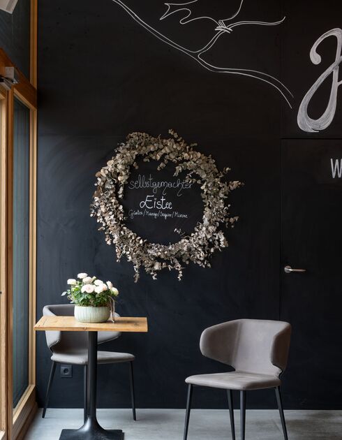Ya Cafe